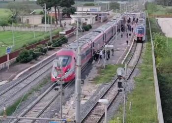Treno Fermo Frecciarossa