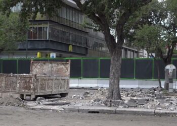 Bari, Piazza Moro: Spuntano Antiche Basole Degli Anni ’30. Stop Ai Lavori Di Riqualificazione – Video