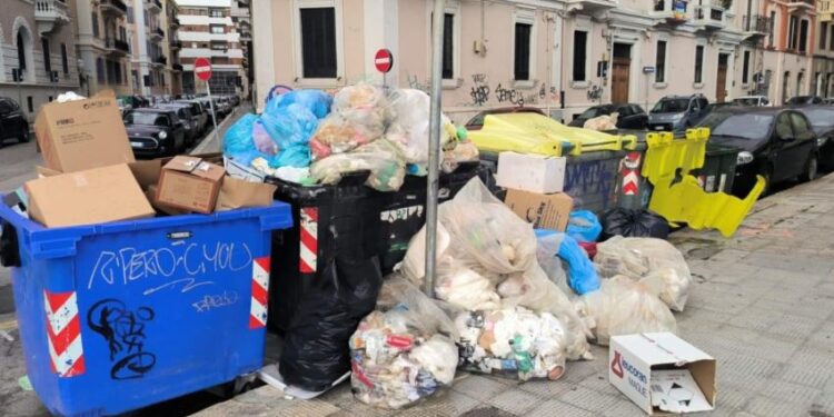 Cassonetti Via Imbriani