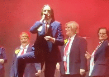 Tommy Cash Taranto