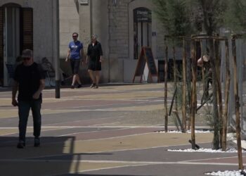 Santo Spirito, Lavori Infiniti Sul Lungomare. Negozianti Esasperati: “stiamo Accumulando Debiti” – Video