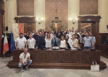 30 07 25 Concorso Per Il Rilascio Di 30 Nuove Licenze Taxi Oggi L'incontro Dell'ass. Petruzzelli Con Tutti Gli Idonei 3