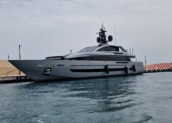 Yacht Cala Ponte Marina
