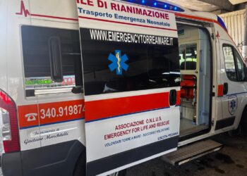 Ambulanza Emergency Torre A Amre