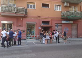 Palazzina Evacuata Via Giulio Petroni (4)