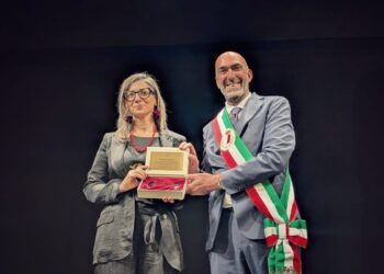04 08 25 Consegna Chiavi Della Città A Francesca Albanese
