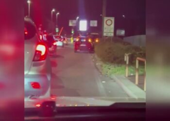Aeroporto Di Bari, Controlli Della Polizia Locale Contro La Sosta Selvaggia Che Paralizza Il Traffico – Video