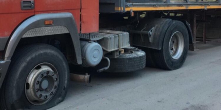 Camion Forato