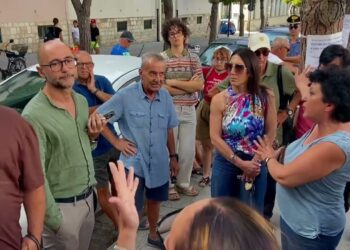 Polignano, Cittadini Protestano Per Pedonalizzazione Largo Bonsante: “difficile Tornare A Casa” – Video