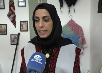 Bandiere, Spille E Abiti Tradizionali: In Fiera Tutti Allo Stand Della Palestina. “il Ricavato Per Le Famiglie Di Gaza” – Video
