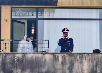 Carabinieri Neonata Morta