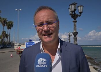 Il Lungomare Di Bari Si Rifà Il Look, Al Via La Manutenzione Dei Candelabri Ornamentali – Video