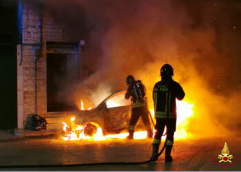 Incendio Vigili Del Fuoco (3)
