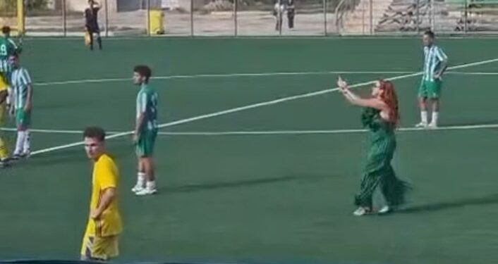 Occhilupo Gesto Arbitro