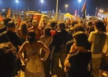 Taranto Petroliera Israele