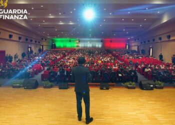 Bari, Settimana Della Lotta Alla Contraffazione: 500 Studenti Alla Legione Allievi Della Finanza – Video E Foto