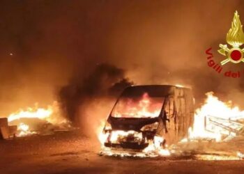 Incendio Furgoni Rsa 1