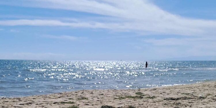 Spiaggia Mare Inizio Fine Stagione