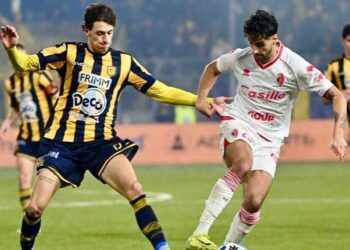 Aydyln5y Juve Stabia Bari 869x570