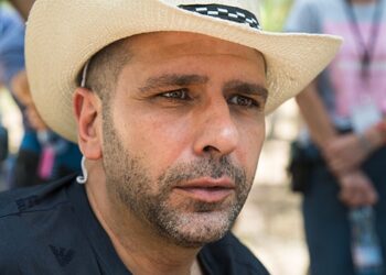 «buen Camino» Checco Zalone