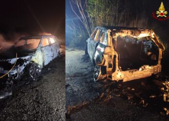 auto suv incendio corato