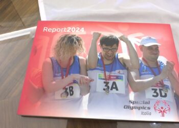 Bari Balla Per L’inclusione, In Piazza Umberto Il Flash Mob Di Special Olympics: “lo Sport Fa La Differenza” – Video