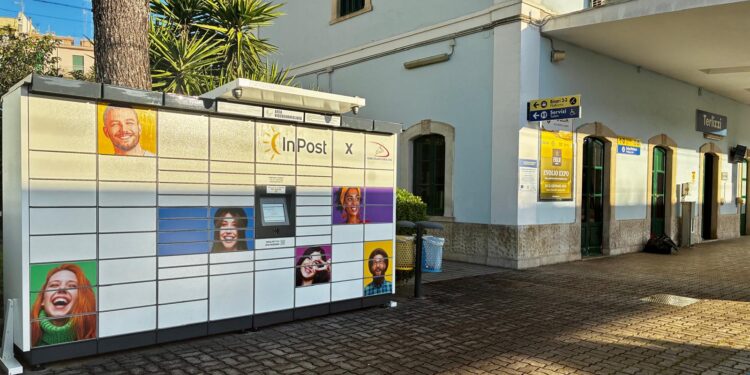 Locker Inpost Italia Ferrotramviaria P.za Europa Terlizzi 2