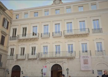 Bari, Palazzo Starita Torna A Brillare In Piazza Del Ferrarese: “tutti Potranno Godere Della Sua Bellezza” – Video