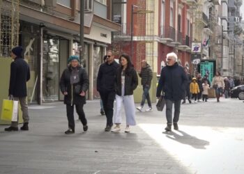 Regali Di Natale Deludenti, Parte La Corsa Al ‘reso’ Dei Baresi: “e C’è Chi Con Il Cambio Compra Anche Altro” – Video