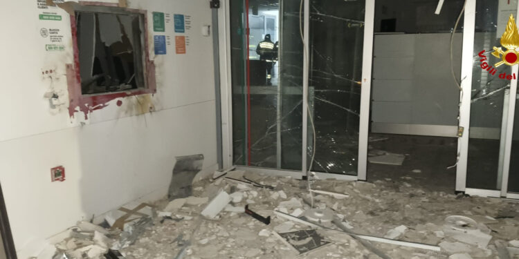bancomat triggiano