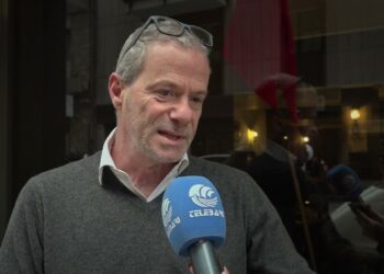 “il ‘signore’ Ha Lavorato Indisturbato Per 13 Minuti”, Spaccata Da Taverna Caprese: Parla Il Titolare – Video