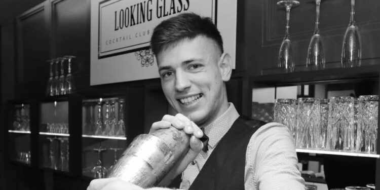 Matteo Leone Barman