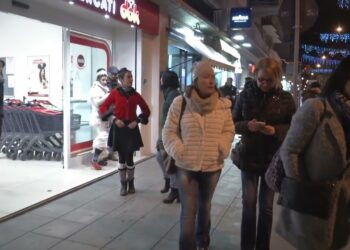 Saldi Al Via Dal 3 Gennaio Ma I Commercianti Insorgono: “troppo Ravvicinati Al Natale” – Video