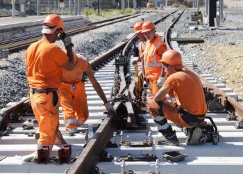 Tecnici A Lavoro (1)