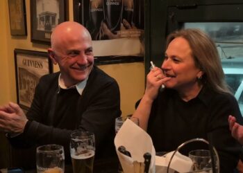 Da Radio Bari Al Joy’s Pub, ‘alta Fedeltà’ Si Trasforma In Live Tra Aneddoti E Grande Musica – Video