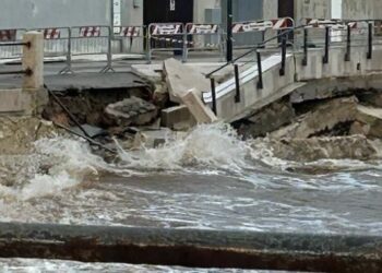Waterfront Torre A Mare