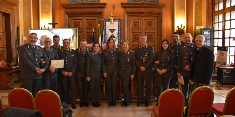 Foto Polizia Metropolitana Encomi
