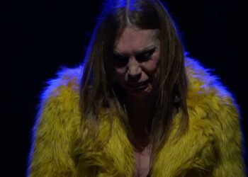“noi, Costretti A Prostituirci”: Il Libro ‘carne Amara’ Diventa Spettacolo Nel Fornelli Di Bari – Video