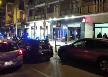 Bari, Sparatoria Davanti Alla Sala Giochi. Residenti Esasperati: “ostaggi Di Minorenni Aggressivi” – Video