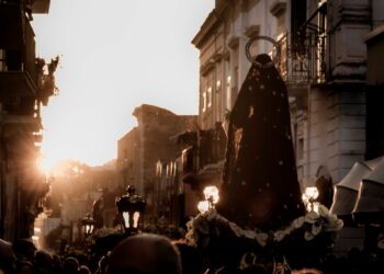 Pasqua Palese via crucis