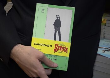 Poveri A Noi