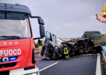 Tir Ribaltato A14