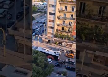 “un Quarto D’ora In Coda Per Fare 150 Metri: Città Ormai Invivibile”, Lavori Brt A Bari: La Denuncia – Video