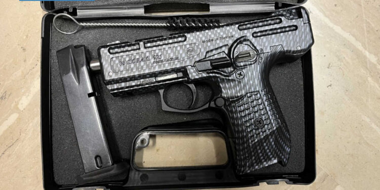 Pistola