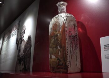 Bari, Al Castello Svevo La Mostra ‘i Colori Di San Nicola’: Un Viaggio Tra Le Ampolle Della Sacra Manna – Video