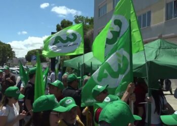 Bari, Flash Mob Cia Al Porto: La Protesta Degli Agricoltori. “qui In Difesa Del Grano Duro Italiano” – Video