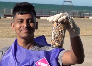 ‘scola La Sabbia’ A Pane E Pomodoro, Il Vento Stoppa La Setacciatura: “ma Spiaggia Comunque Pulita” – Video