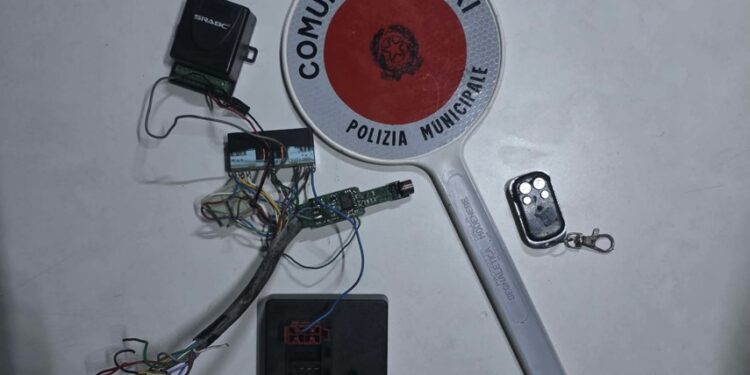 Tachigrafo Cognegno Polizi Locale Bari