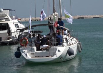 A Bari ‘le Vele Della Vita’: La Veleggiata Per Persone Con Sla Su Barche Confiscate Alla Mafia – Video
