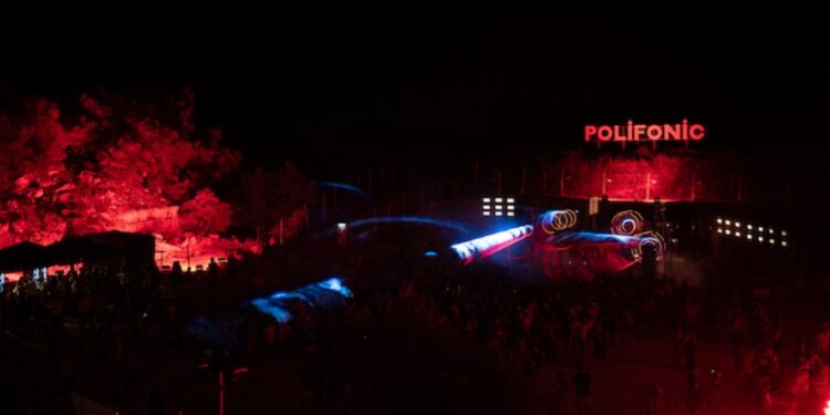 Polifonic